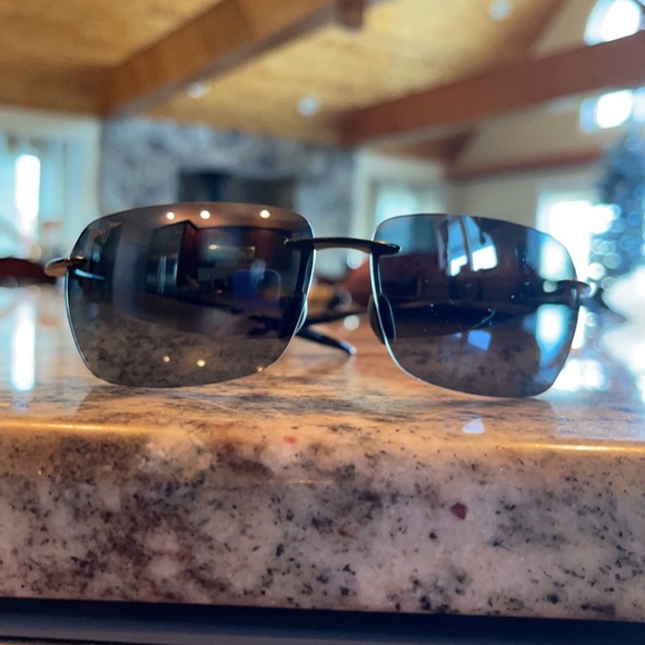 COPY - Black Maui Jim Banzai sunglasses MJ SPORT with black lenses - Picture 7 of 7